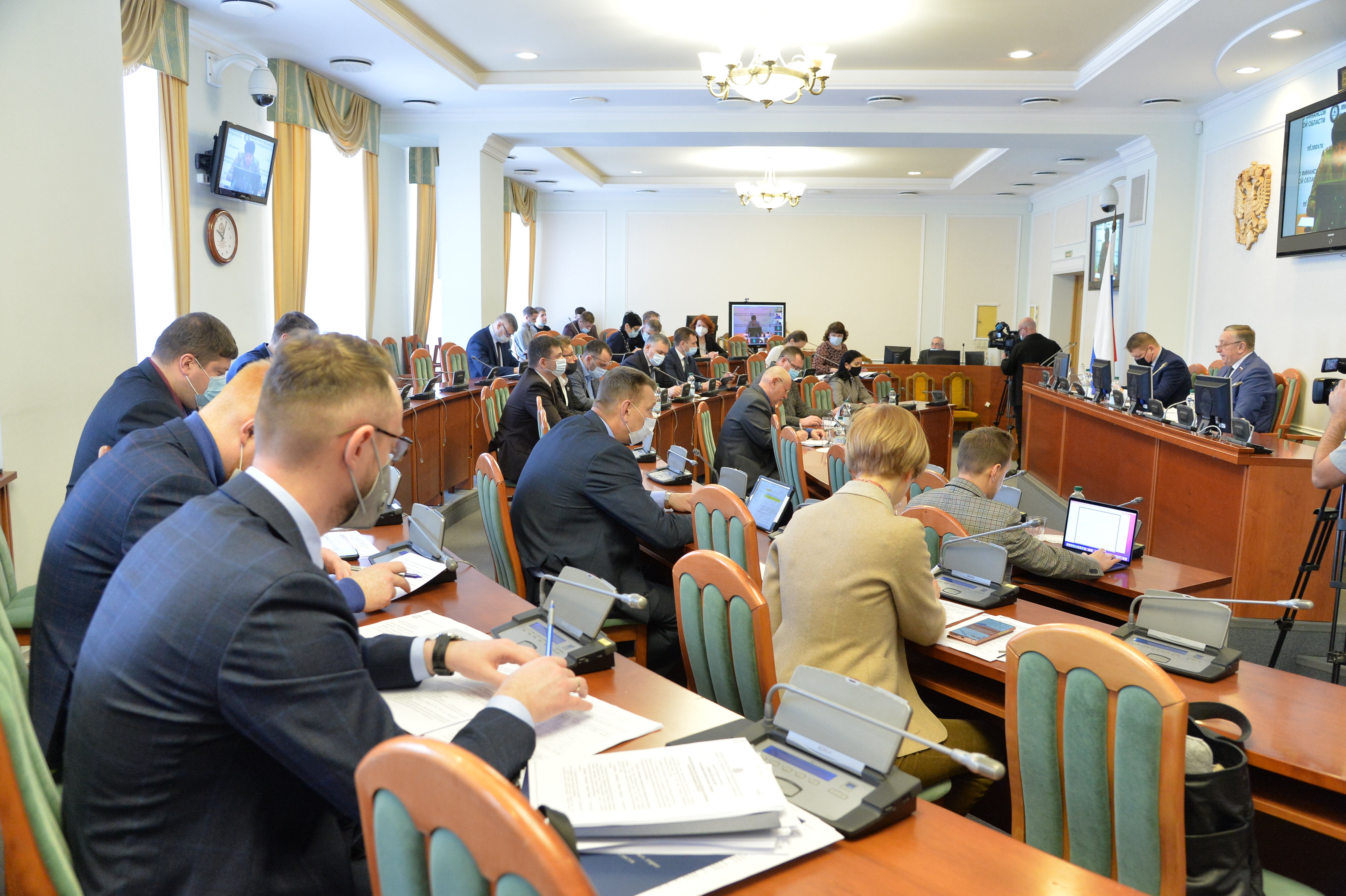 Заседание комитета Законодательного Собрания по транспорту и дорожному хозяйству состоялось 17 февраля 2022 года