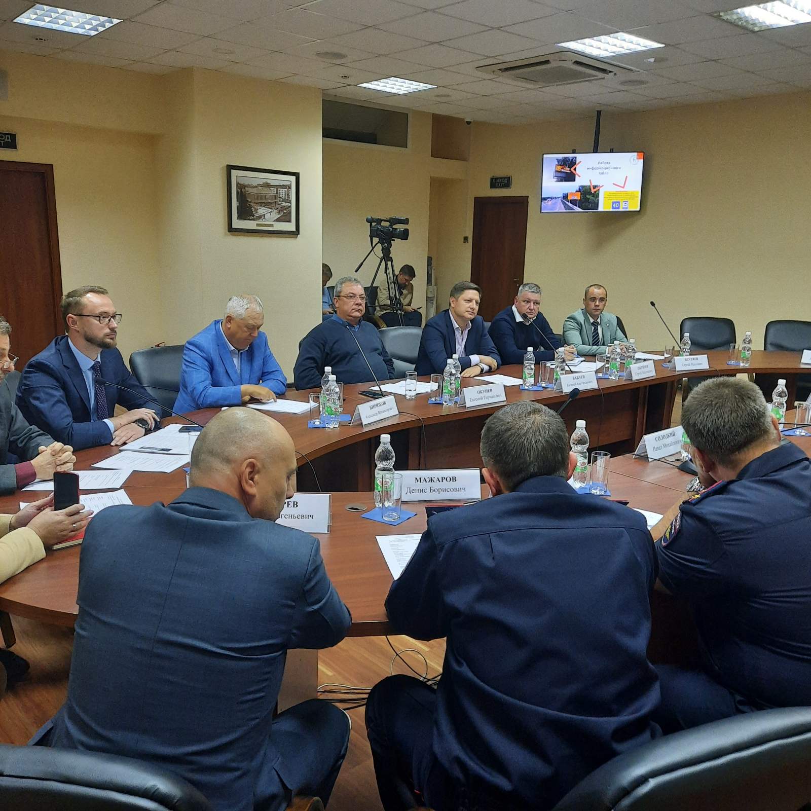 Заместитель председателя комитета принял участие в совещании по вопросам, связанным с вводом в эксплуатацию в 2022 году автоматических пунктов весогабаритного контроля