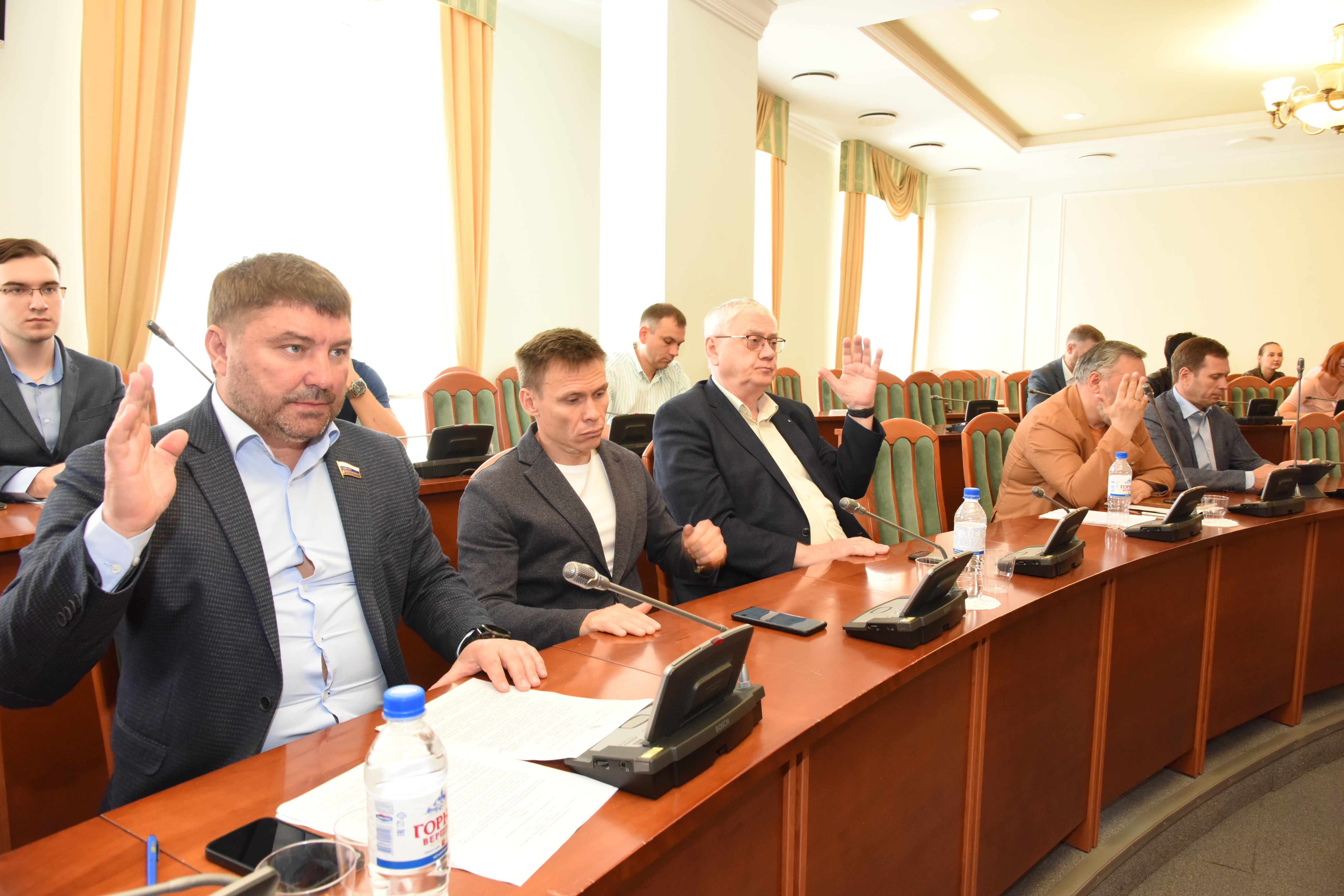 Заседание комитета Законодательного Собрания по транспорту и дорожному хозяйству состоялось 21 июля 2022 года